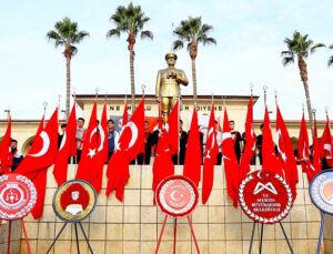 Büyük Önder Atatürk’ü anıyoruz