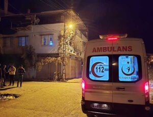 Hatay’ın Hassa ilçesinde karbonmonoksitten zehirlenen 1 kişi öldü, 2 kişi hastanede tedavi altına alındı.