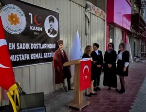 Hatay’da 10 Kasım Anısına Atatürk Hatıra Defteri Oluşturuldu