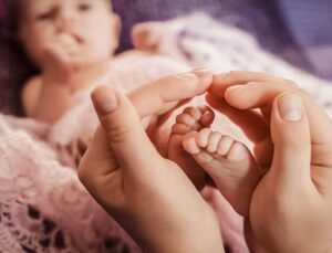 İleri Anne Yaşı ve Obezitenin Prematüre Doğum Üzerindeki Etkisi