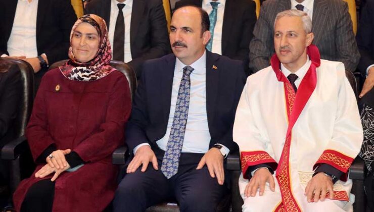 HMKÜ, Konya Büyükşehir Belediye Başkanı Uğur İbrahim Altay’a fahri doktora ünvanı verdi