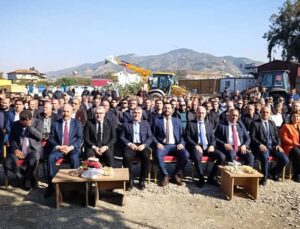 Samandağ’da Tekebaşı Grubu İçme Suyu Şebeke Hattı’nın Temeli Atıldı