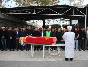Silahlı saldırıda ölen teknik direktör Ersin Aka’nın cenazesi Hatay’da defnedildi