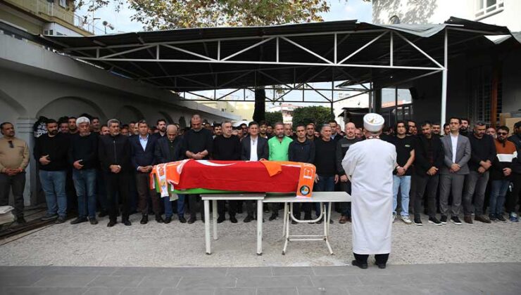 Silahlı saldırıda ölen teknik direktör Ersin Aka’nın cenazesi Hatay’da defnedildi