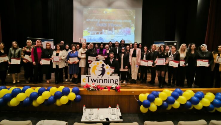 Adana’da eTwinning Projesi kapsamında ödül töreni düzenlendi