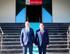 İskenderun Kaymakamı Muhammet Önder’den İSTE Rektörü Tolga Depci’ye Ziyaret