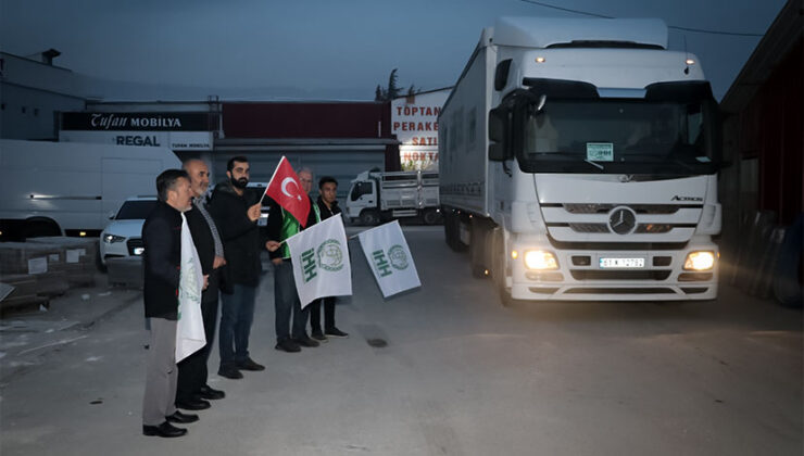 Kahramanmaraş’tan Suriye’ye 1 tır su gönderildi