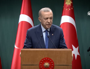 Türkiye, dünya meselelerinin seyrini değiştiren barışçı ve aktif politikalarıyla tarihe yön vermekte…