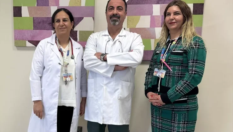 Elazığ’da “Omfalosel” Teşhisi Konulan Bebeğe Başarılı Ameliyat