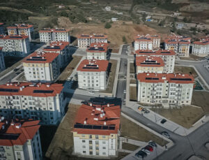 Hatay’da Depremzedeler Yeni Yıla Sıcak Yuvalarında Giriyor