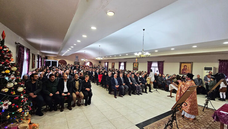 Hatay’daki Meryem Ana Kilisesi’nde Noel ayini yapıldı