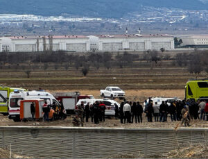 Isparta’da askeri helikopterin düşmesi sonucu 6 asker şehit oldu