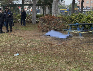 Antalya’da parkta bir kişi ölü bulundu