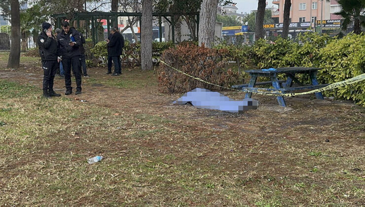 Antalya’da parkta bir kişi ölü bulundu