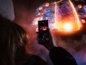 Samsung, Londra’da Hologram Gösterisiyle Yeni Dönemin Sinyallerini Verdi