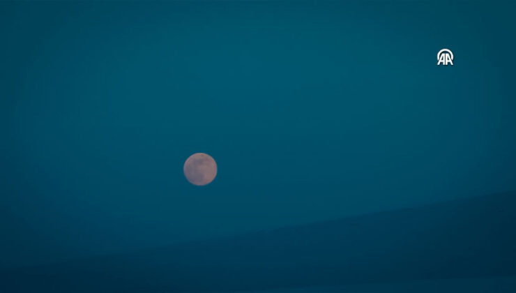 Ağrı’da Dolunay Manzarası Hayran Bıraktı