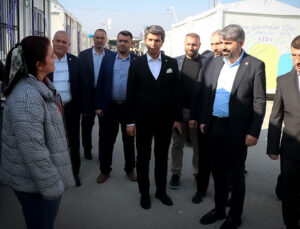 HÜDA PAR Deprem Bölgesi Araştırma Komisyonu Hatay’da Ziyaretlerde Bulundu