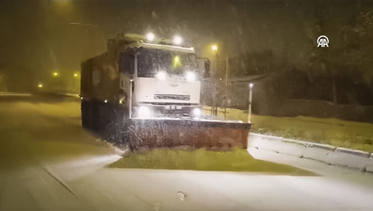 Van ve Çevre İllerde Kar ve soğuk hava etkili oluyor