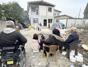 Depremde annelerini kaybeden Vahide ve kardeşlerinin ev hayali gerçek oluyor