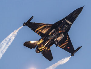 SOLOTÜRK, Mersin’de prova uçuşu yaptı