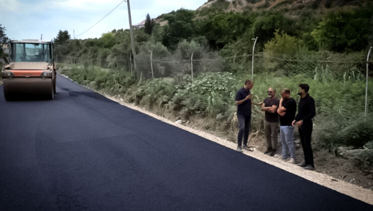 Hatay’da engelli bireyin yaşadığı konteynerin yolu asfaltlandı