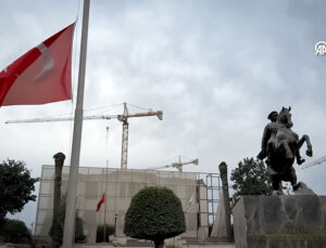 Milli Yas: Türkiye’de Bayraklar Yarıya İndirildi