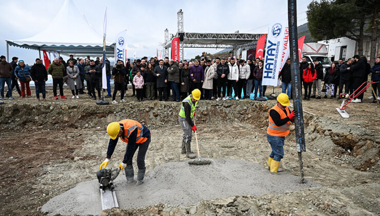 Hatay’da Vali Mustafa Masatlı Medeniyetler Köyü ve ibadethanesinin temeli atıldı