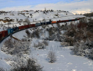 Erzincan’dan Orta Asya’ya demiryolu avantajıyla ihracat gerçekleştiriyor