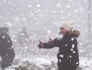 İstanbul’un bazı ilçelerinde kar yağışı etkili oluyor