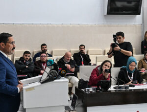 Gazetecilere Hatay’da 6 Şubat depremlerinin ardından yapılan çalışmalar anlatıldı