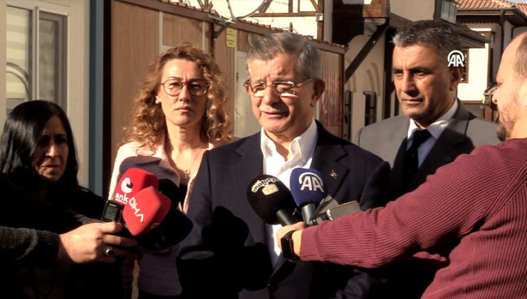 Ahmet Davutoğlu, Malatya’da Basın Konteynerlerini Ziyaret Etti