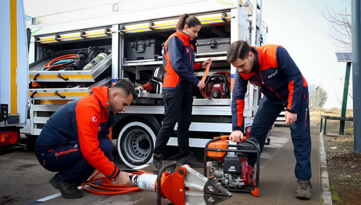 AFAD Personelleri Depremin Merkez Üssünde Yaşadıklarını Unutamıyor