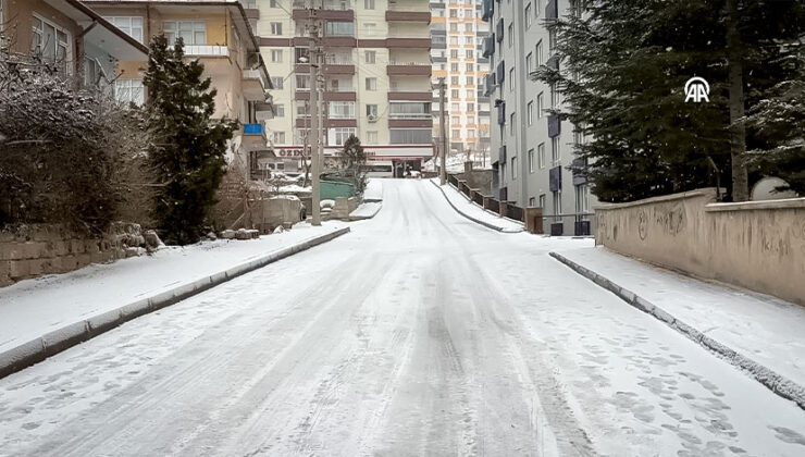 İç Anadolu’da kar etkili oluyor