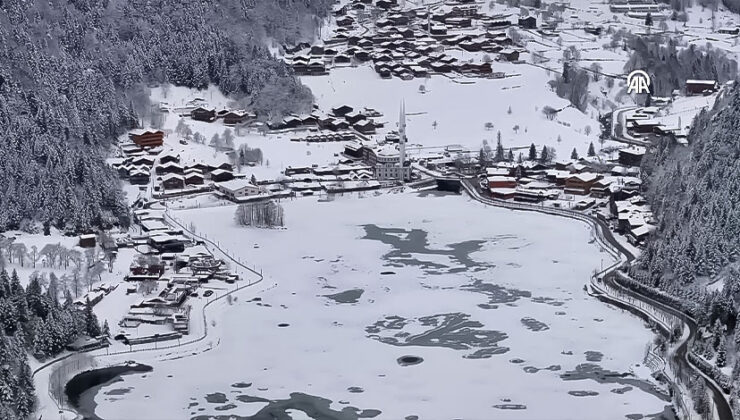 Uzungöl’ün Yüzeyi Soğuk Havanın Etkisiyle Buz Tuttu