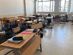 Dörtyol’da Lise Öğrencilerine Deprem ve Tahliye Tatbikatı