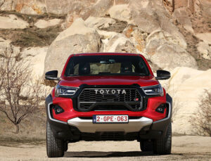 Toyota Hilux GR SPORT Kapadokya’da Tanıtıldı: Mayıs Ayında Türkiye’de Satışta!