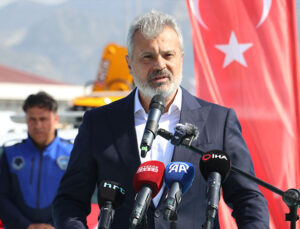 Hatay Büyükşehir Belediyesi Filosuna 1000 Araç Ekledi