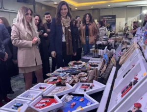 AK Partili Karaaslan, Depremzede Çocuklar Yararına Düzenlenen Şenliği Ziyaret Etti