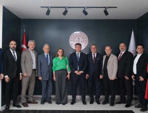 Hatay’da Robotik Yarışmasına Katılacak Öğrencilere Eğitim Desteği