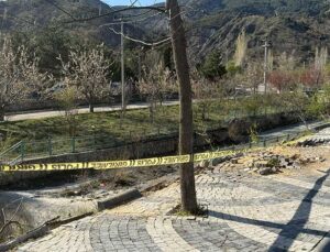Isparta’da Feci Kaza: Kanala Düşen Otomobildeki Komiser Hayatını Kaybetti