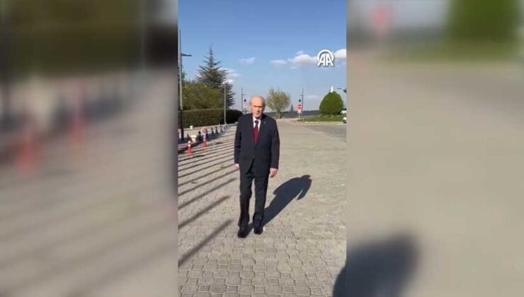 MHP, Devlet Bahçeli’nin Yürüyüş Videosunu Paylaştı