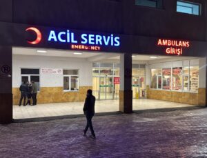 Sivas’ta 53 Üniversite Öğrencisi Gıda Zehirlenmesi Şüphesiyle Hastaneye Başvurdu