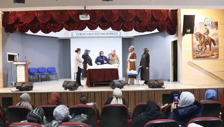 Ankara’nın Çubuk ilçesinde, cenaze yıkama hizmeti için kadınlara yönelik gassallık kursu açıldı.