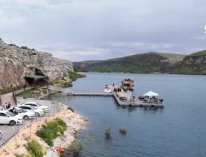 Adıyaman’daki Kızılin Kanyonu’nda Ziyaretçi Yoğunluğu: Tarih ve Doğa Buluştu!