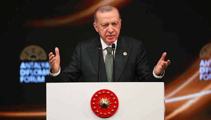 Cumhurbaşkanı Recep Tayyip Erdoğan, Cumhurbaşkanlığı Kabine Toplantısı sonrası açıklamalarda bulundu. 
