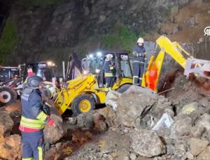 Samsun Canik’te Heyelan Faciası: Baba ve 2 Kızı Hayatını Kaybetti