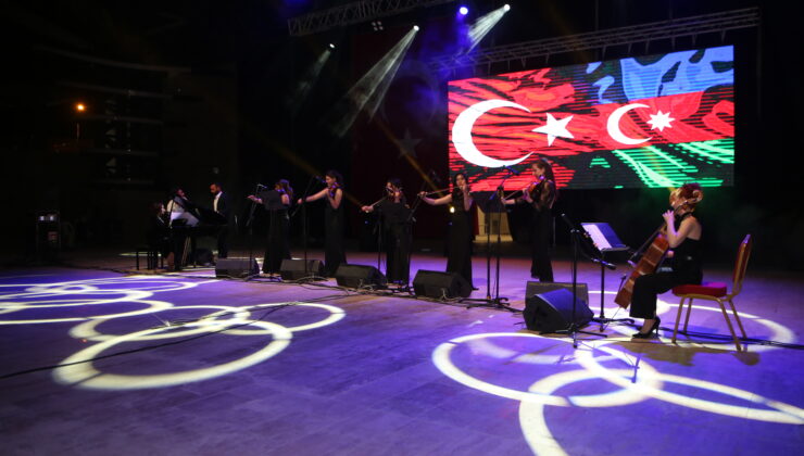 Azerbaycanlı piyanist Turan Manafzade Hatay’da konser verdi