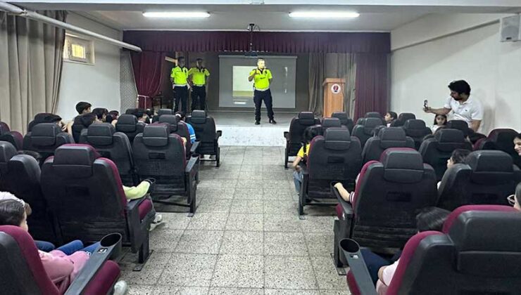 Şanlıurfa Birecik’te Trafik Haftası Kapsamında Farkındalık Etkinlikleri Düzenlendi