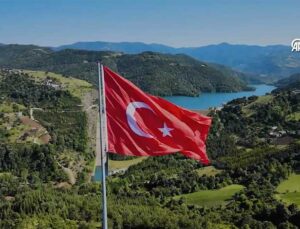 Emine Erdoğan’dan “Depozito Yönetim Sistemi” Paylaşımı: “Atıklar Artık Kayıp Değil, Kazanç Olacak”