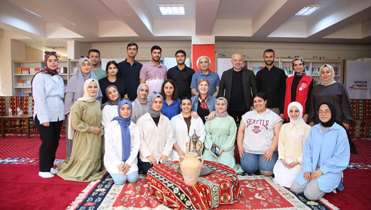 Hatay’da Depremzede Gençlere Medya Eğitimi Verildi